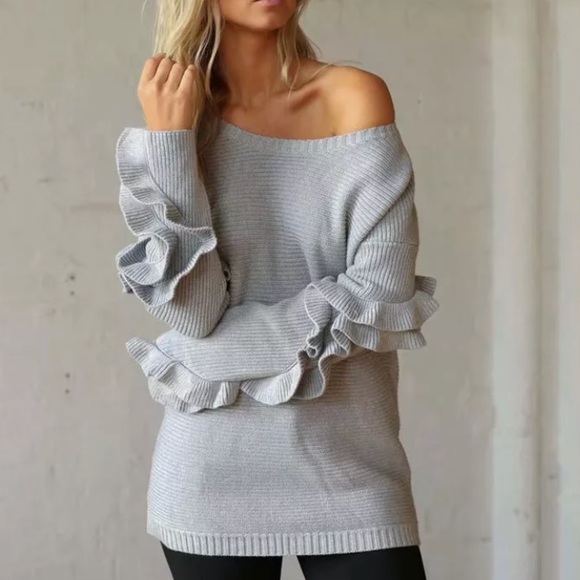 Sweaters - Gray Ruffled Sleeve Knit One Size Sweater